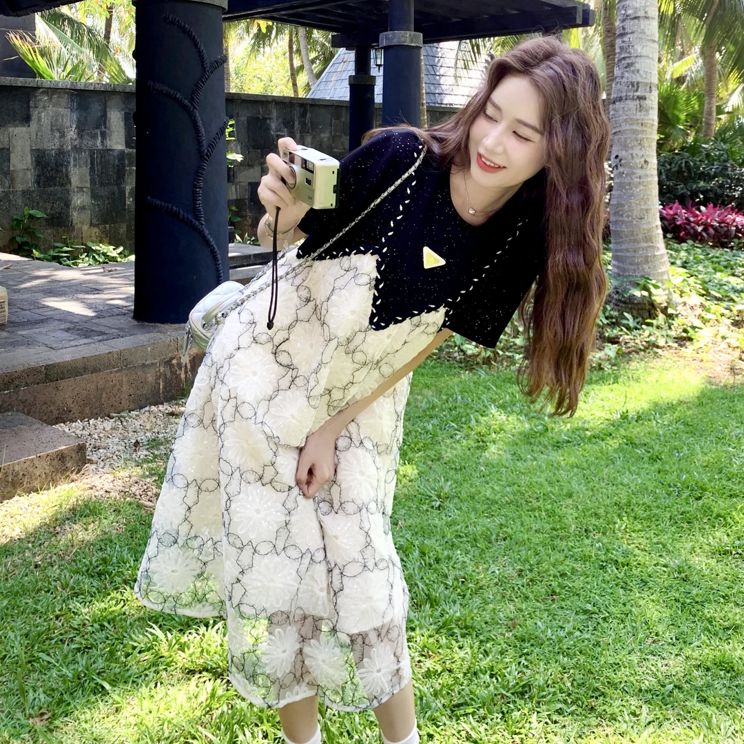 设计感假两件连衣裙女夏新款法式复古温柔风轻薄减龄小个子a字裙