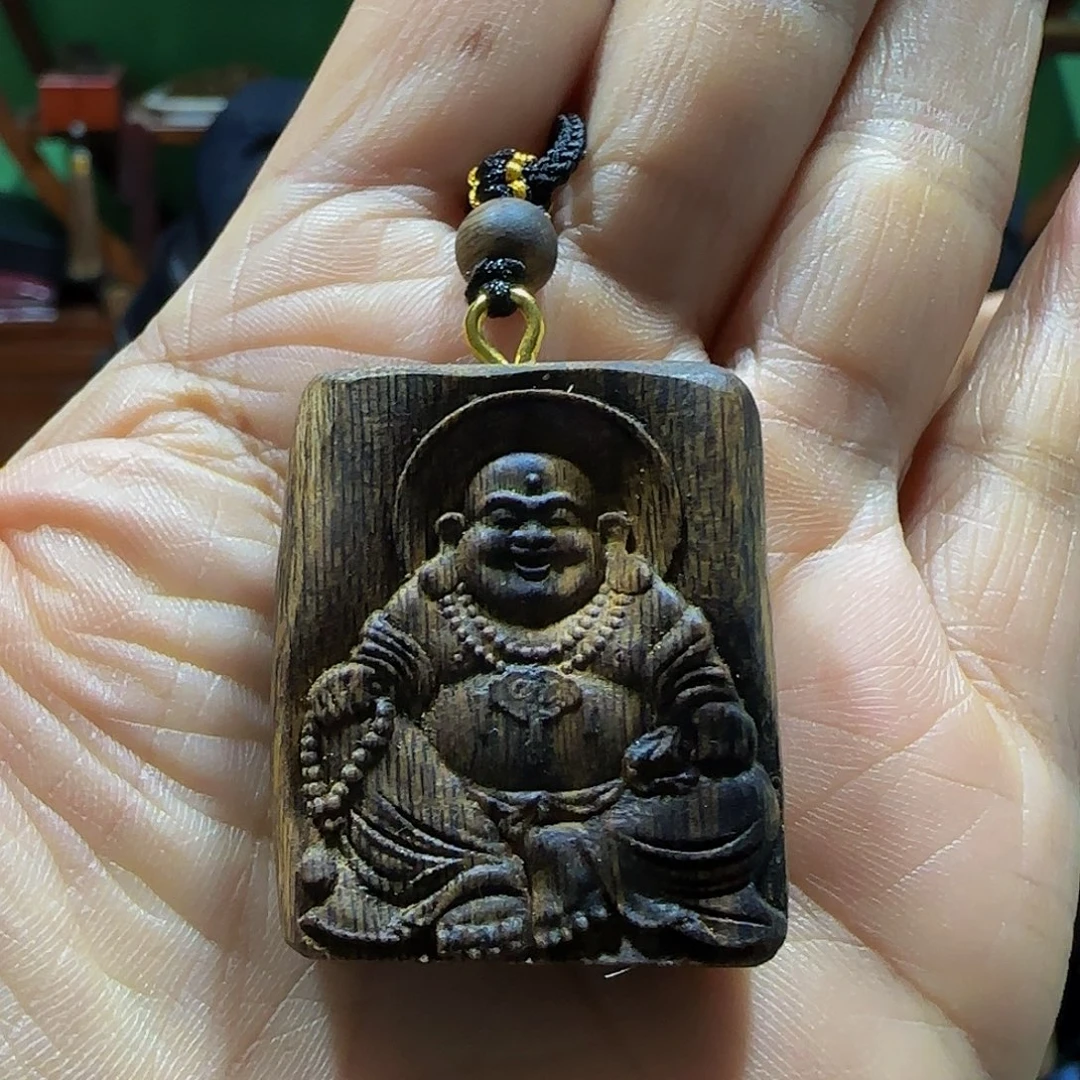 沉香沉香碎屑海南白奇乌身老料佛公小精品