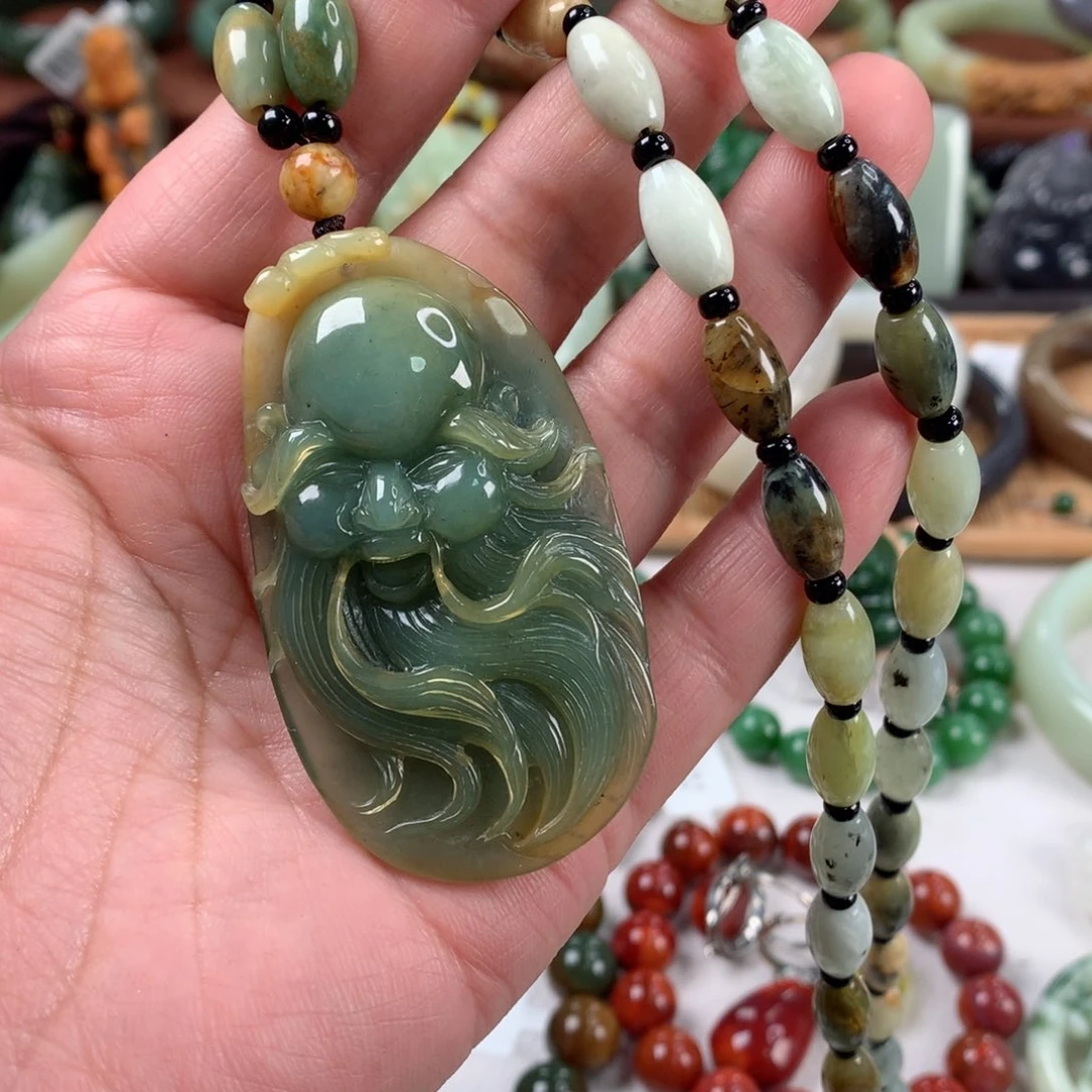 岫玉颈饰未镶嵌吊坠