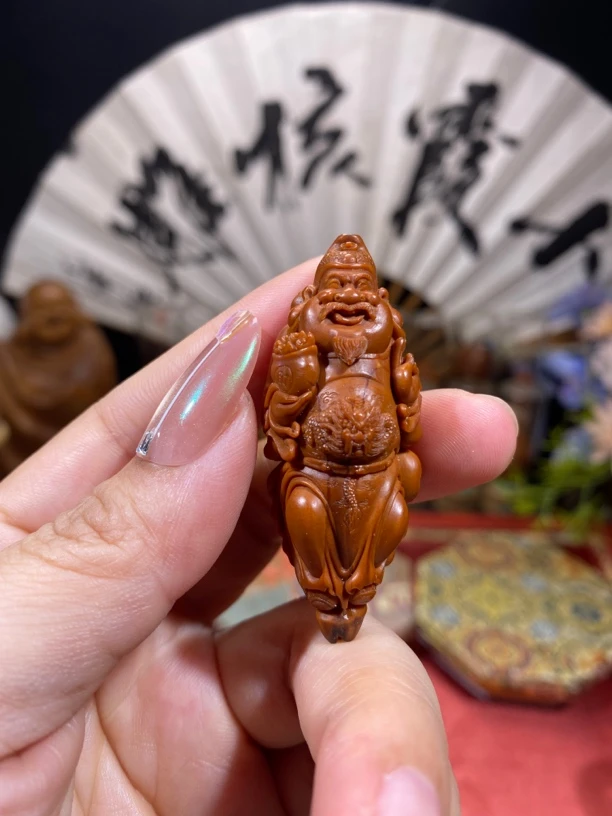 橄榄核品名】财神 【作者】妙女 【规格】2.25×5.3