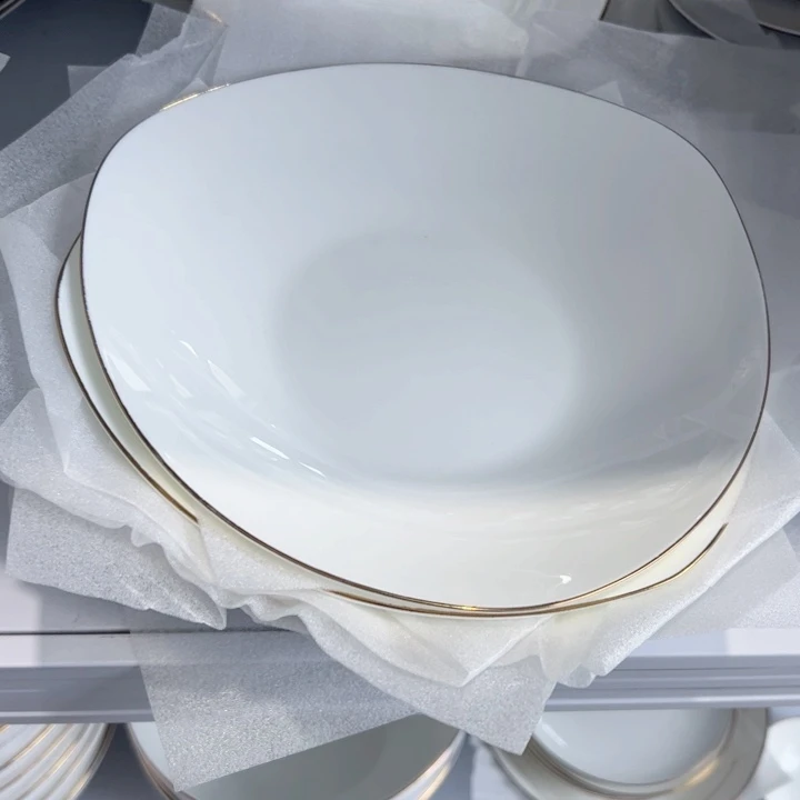 45%以上骨粉骨瓷金镶玉8寸3角盘4个