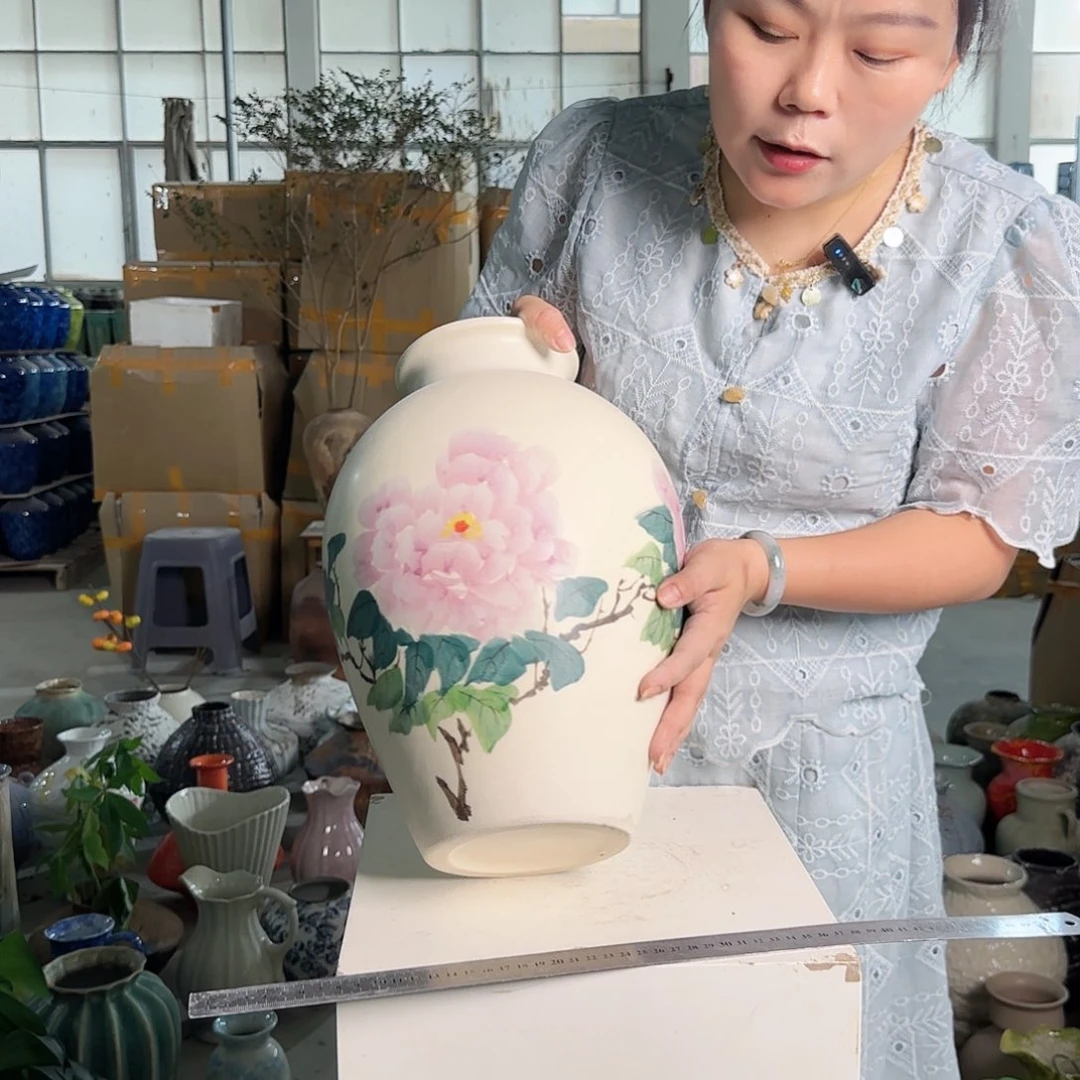 景德镇陶瓷艺术手绘花瓶高37口径12公分