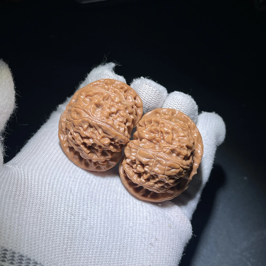 585大尺寸矮桩宫灯狮子头文玩核桃尺寸:边44肚43高33