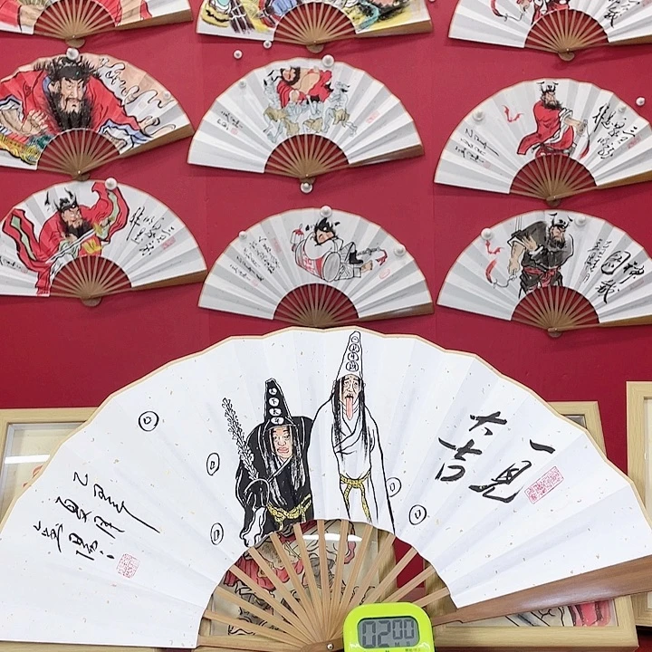 葫***师国画十寸十五头青