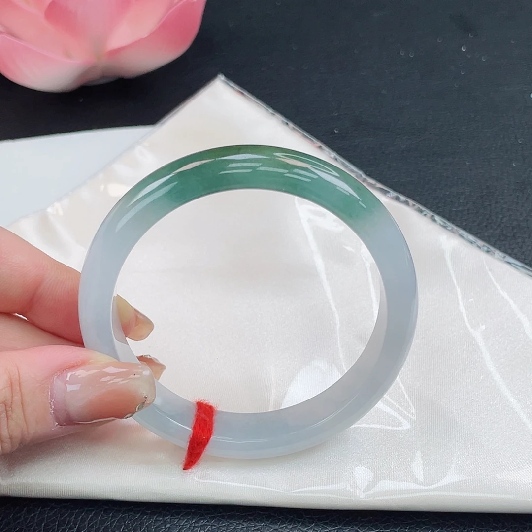 翡翠未镶嵌手镯58正圈半前睡渐变