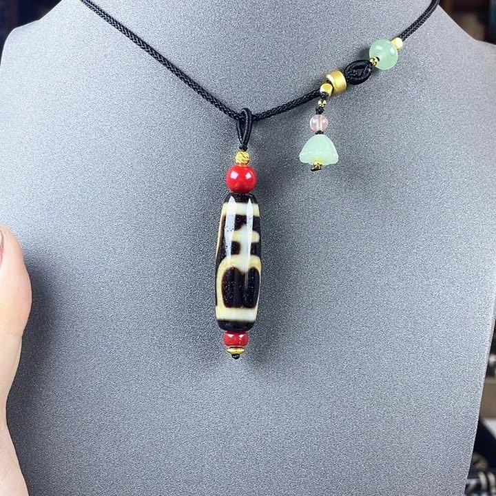 玛瑙/玉髓颈饰合金