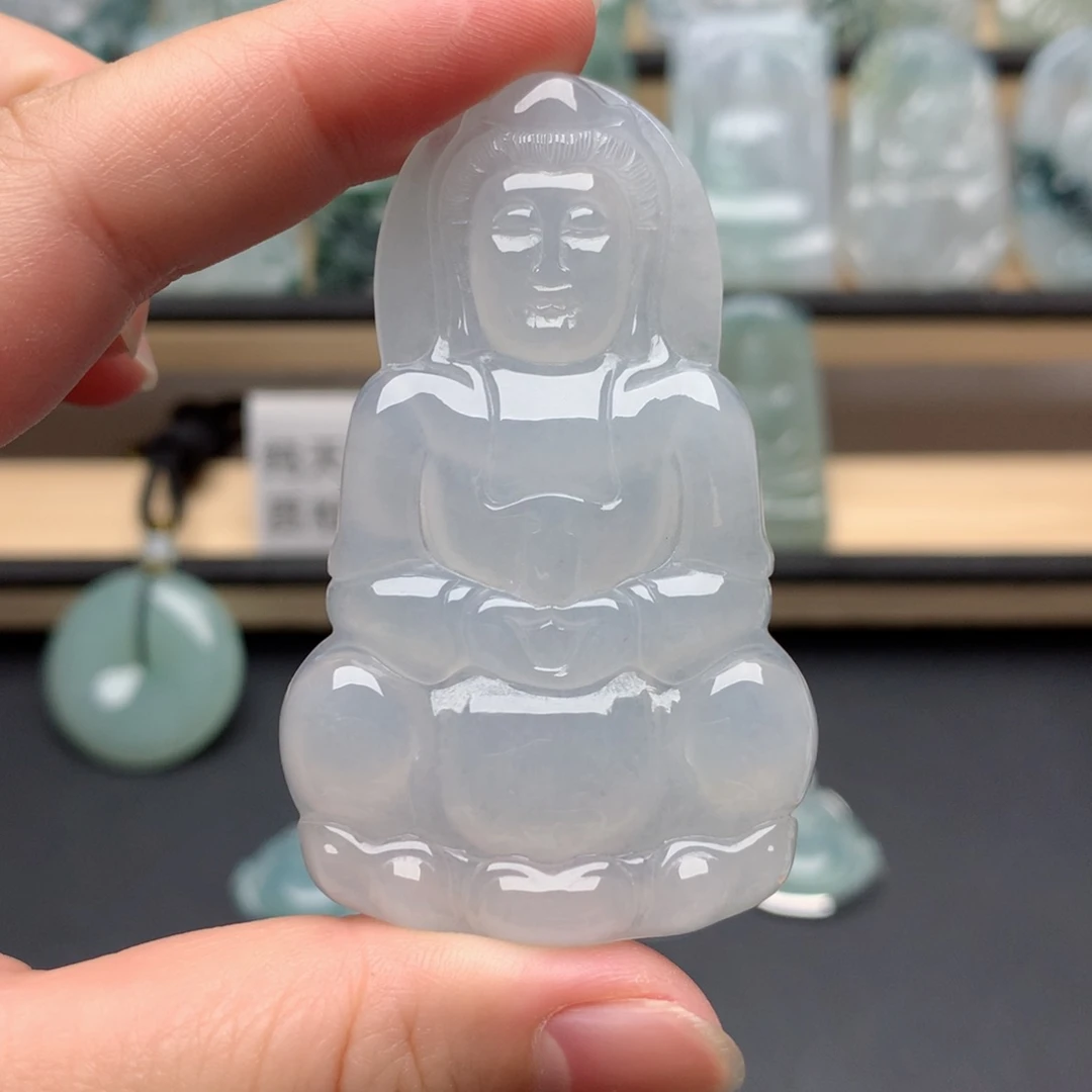 颈饰未镶嵌翡翠观音