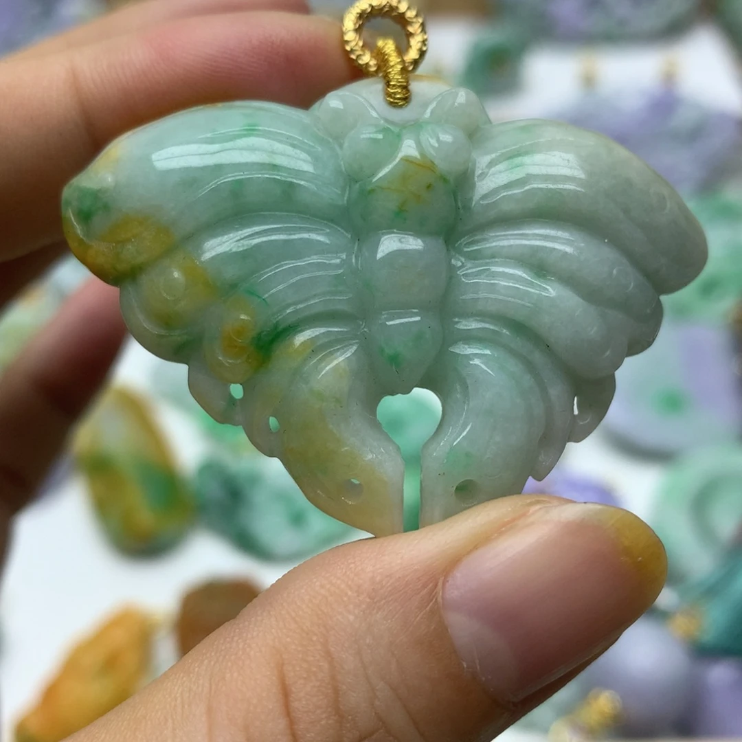 翡翠颈饰未镶嵌艳**下翡翠