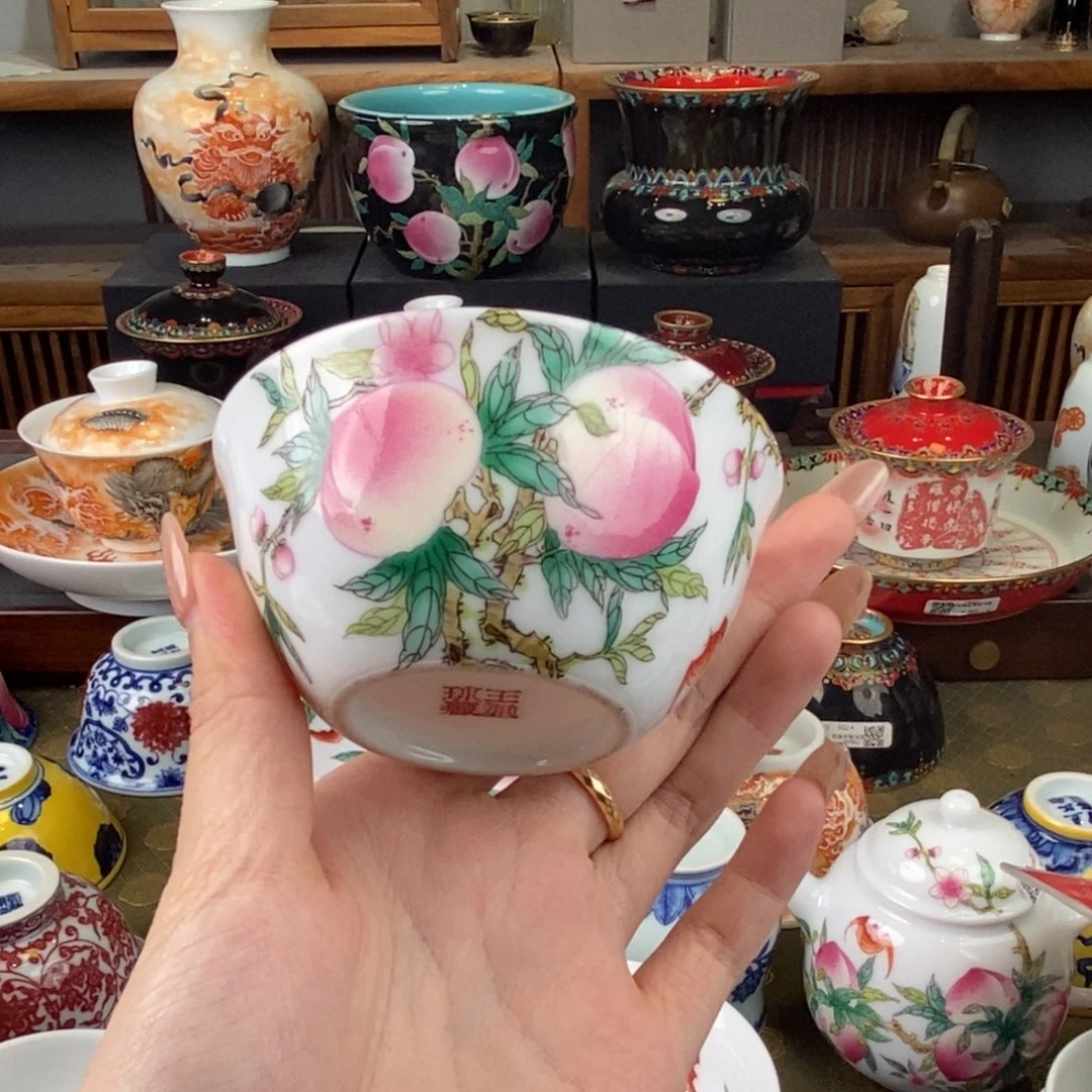 陶瓷艺术家的作品是一种非常感谢