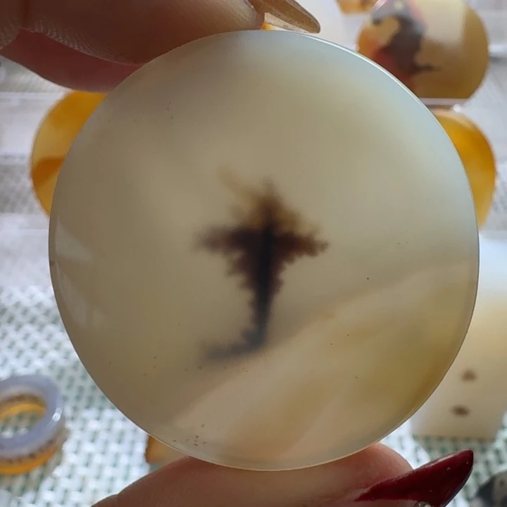 玛瑙/玉髓未镶嵌项链