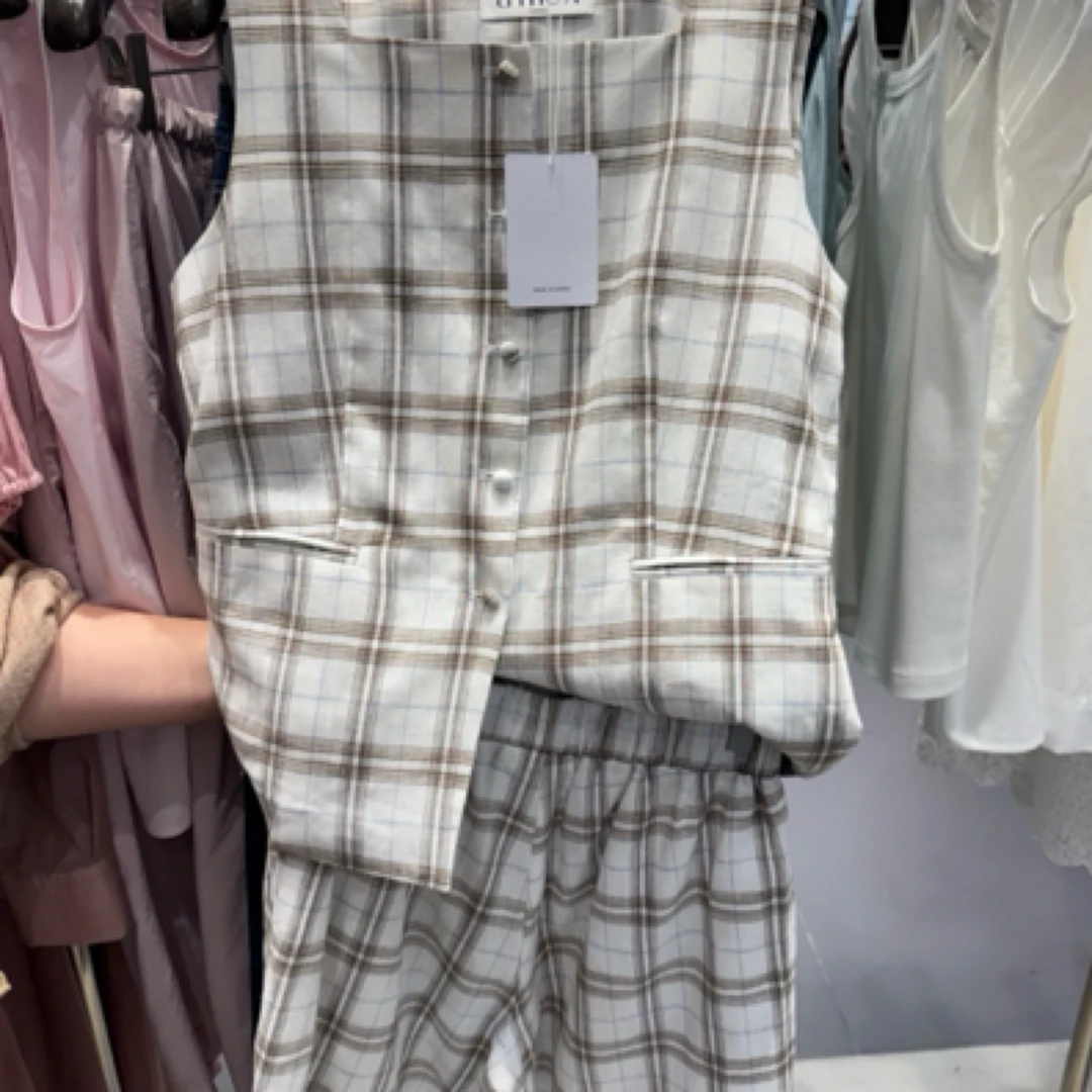 Athea家格子套装