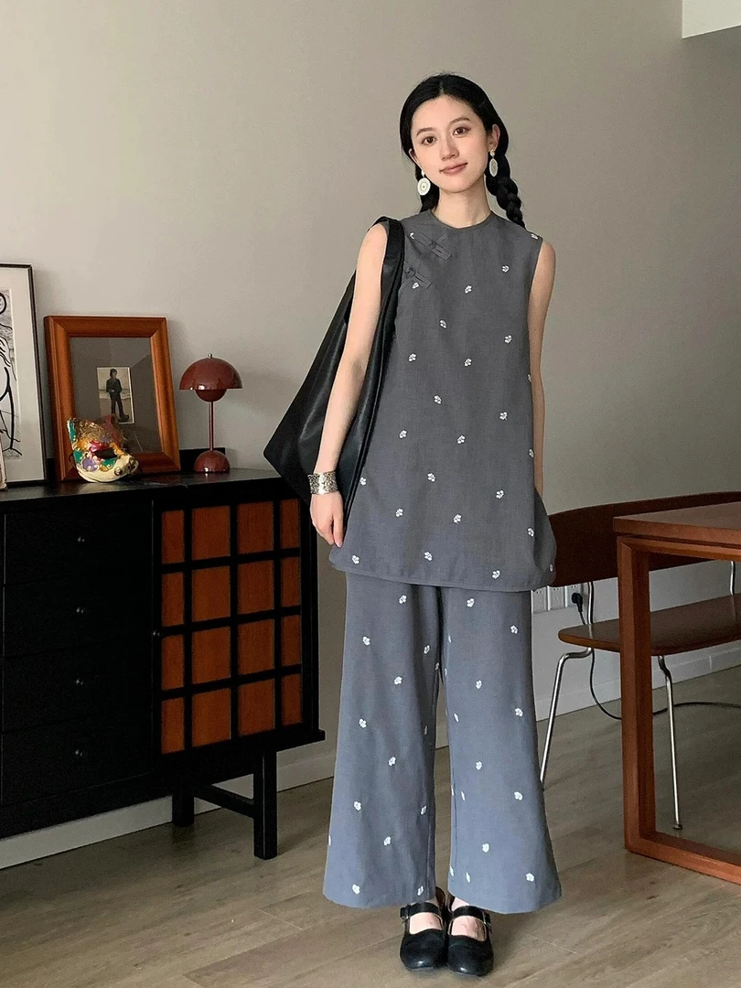（实物有袖）复古国风梅花刺绣女盘扣马甲➕阔腿裤两件套