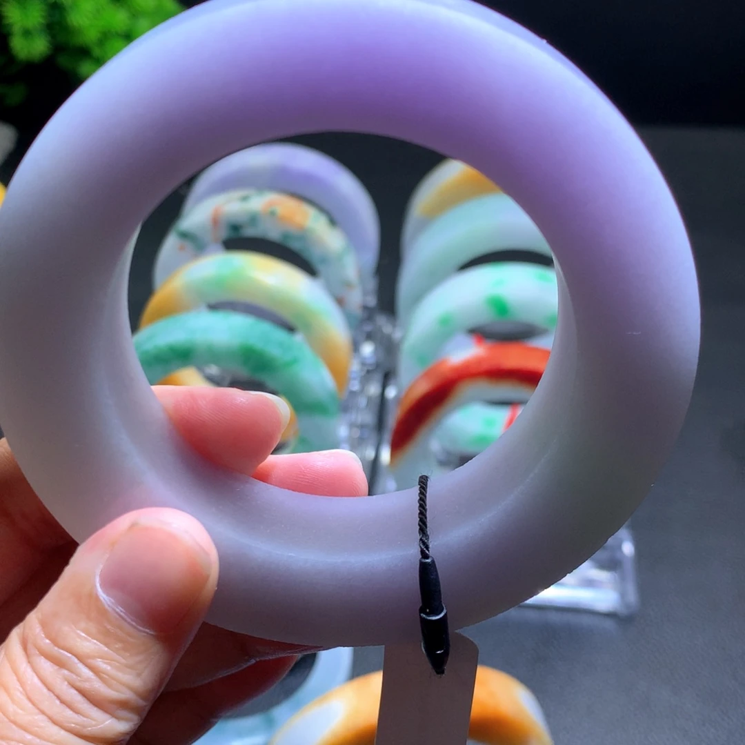 未镶嵌手镯定制翡翠