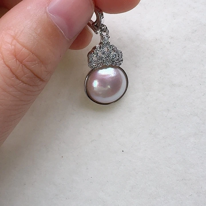 未镶嵌拼合珍珠（马贝珠）颈饰