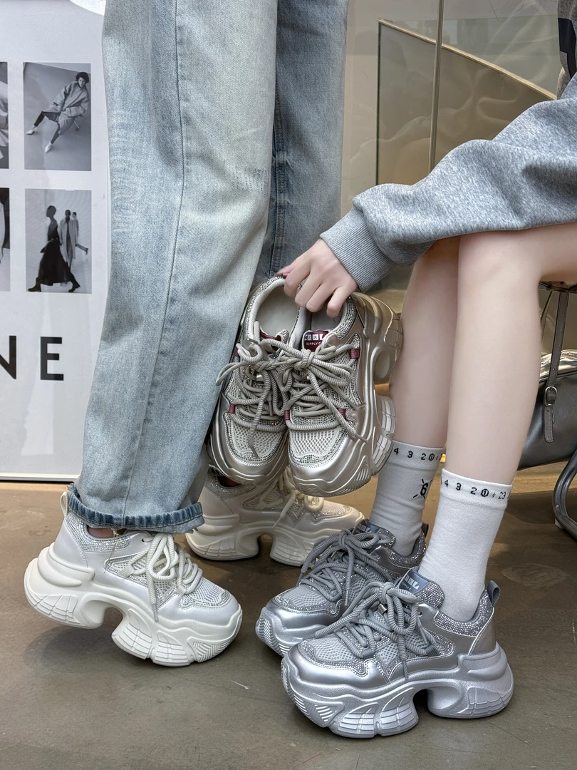 真皮女款潮酷厚底老爹鞋时尚水钻拼色透气舒适(跟高6公分)261-12