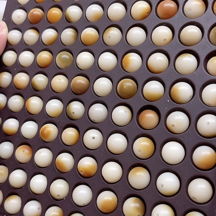 白玉菩提吊坠瑕疵11炭烤圆珠50颗卡灯牌宠60颗