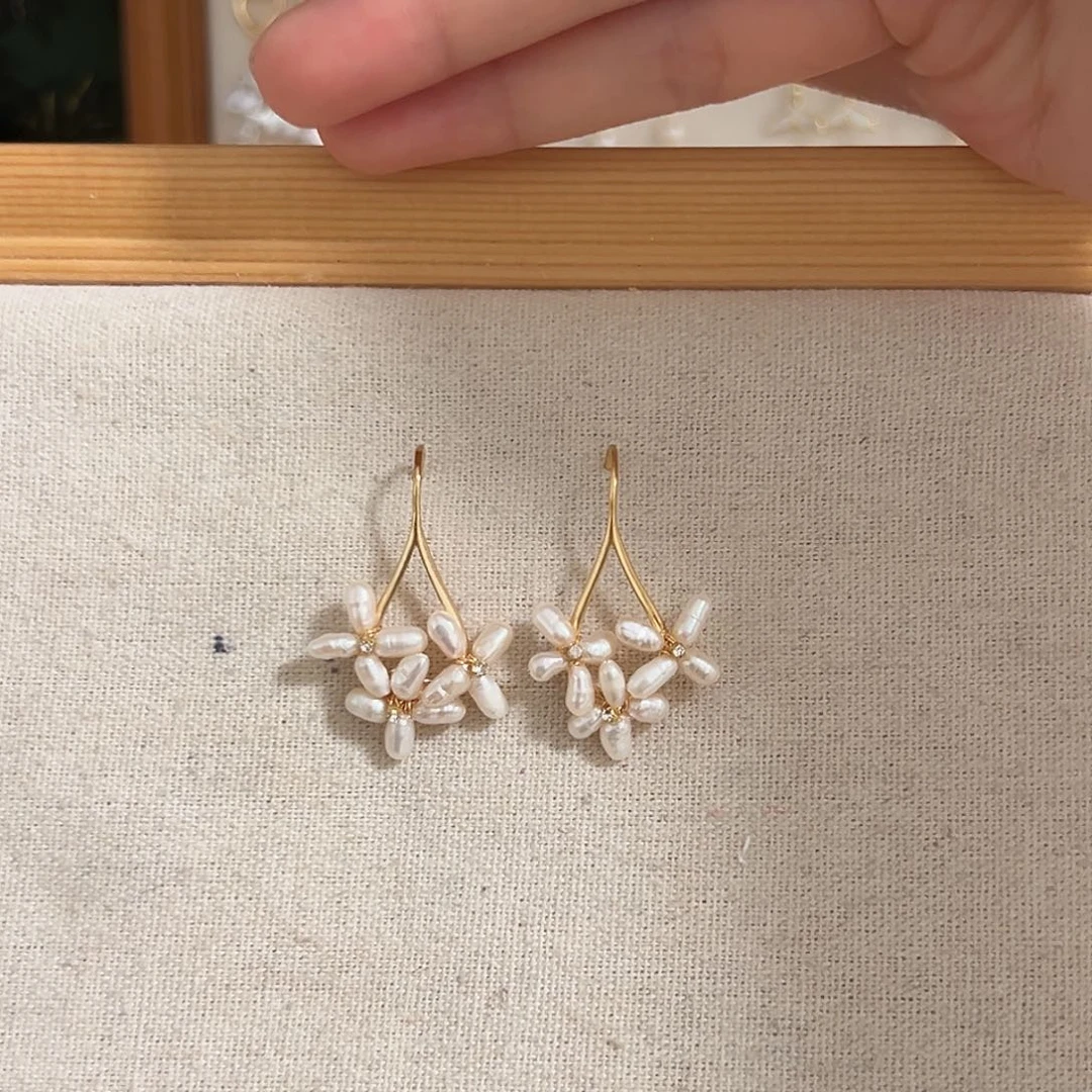 银S925镶嵌耳饰淡水珍珠