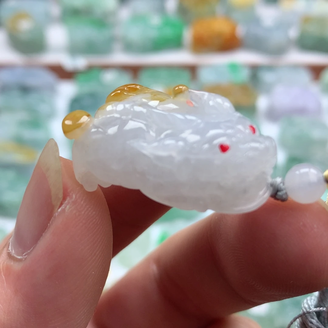 翡翠未镶嵌颈饰翡翠貔貅
