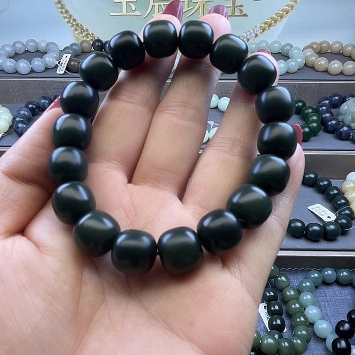 和田玉未镶嵌手链