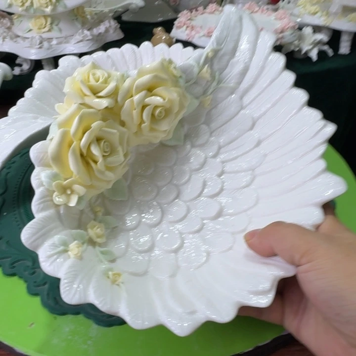 玫瑰花重工捏花浮雕羽毛深盘
