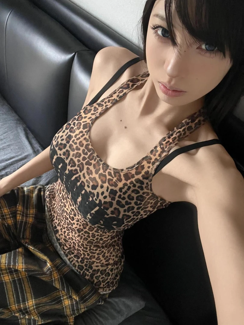 美式辣妹字母印花豹纹吊带背心女夏季新款设计感洋气收腰修身上衣