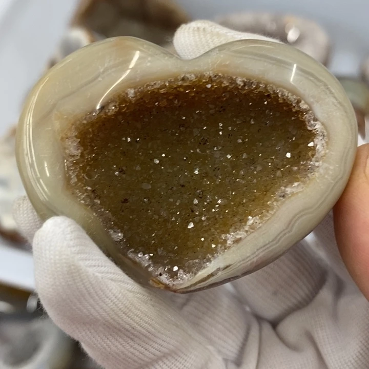 紫晶未镶嵌珠宝半成品