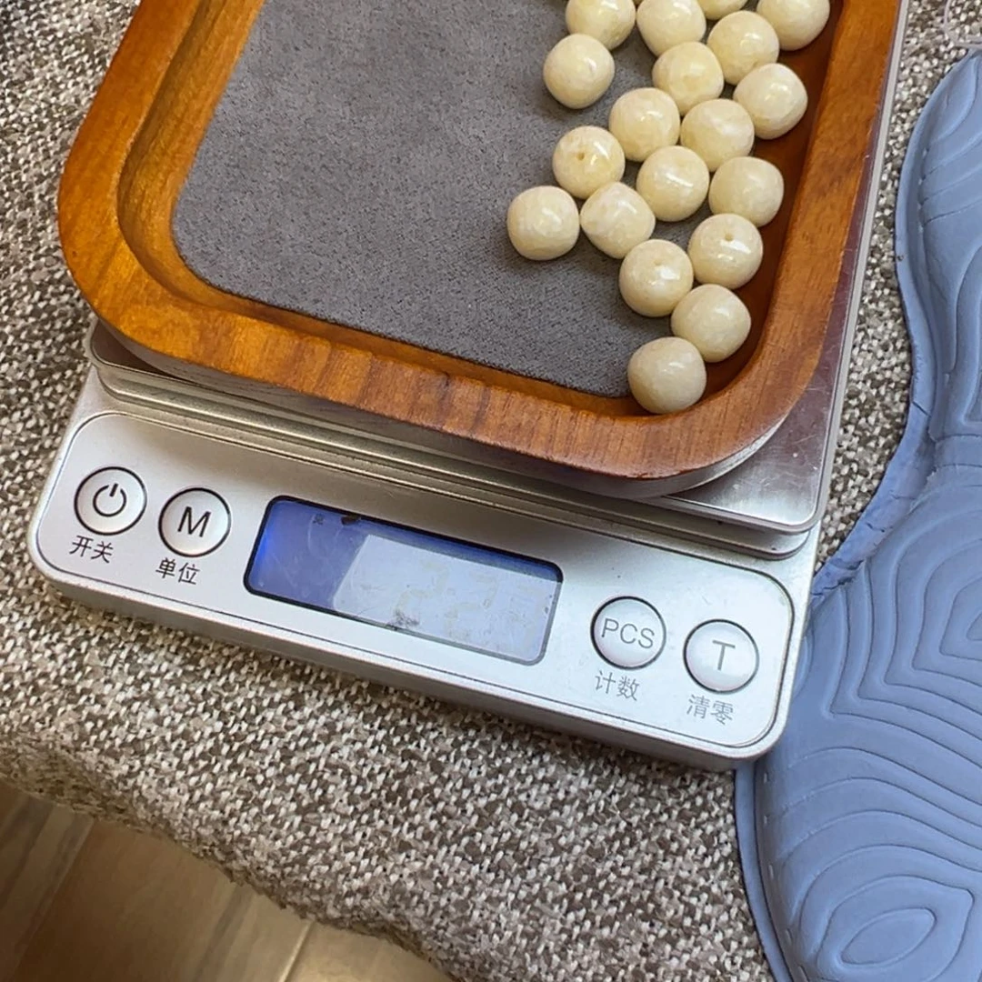 籴***粜白玉菩提吊坠海胖满脑手串22.3克