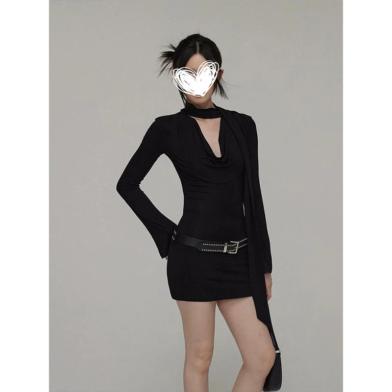 Moses Queen/魔西女王辣妹性感荡领连衣裙御姐风长袖黑色包臀裙子