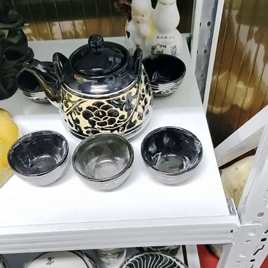 瓷片五厂，七厂各种摆件，瓷片、均有瑕疵。！