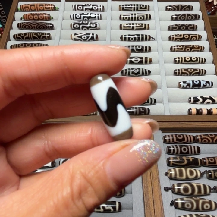 未镶嵌颈饰玛瑙/玉髓