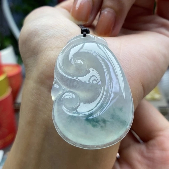 翡翠未镶嵌颈饰吊坠42