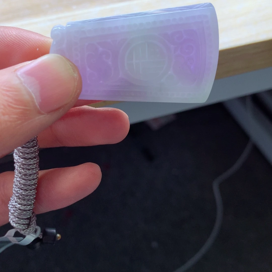 翡翠颈饰未镶嵌吊坠