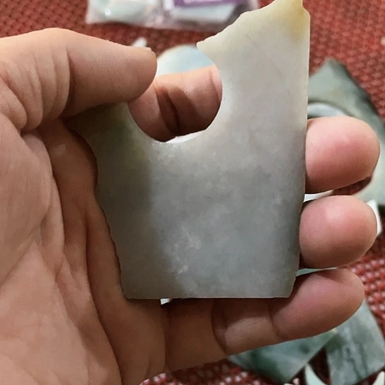 翡翠散珠莫*姐天然翡翠石