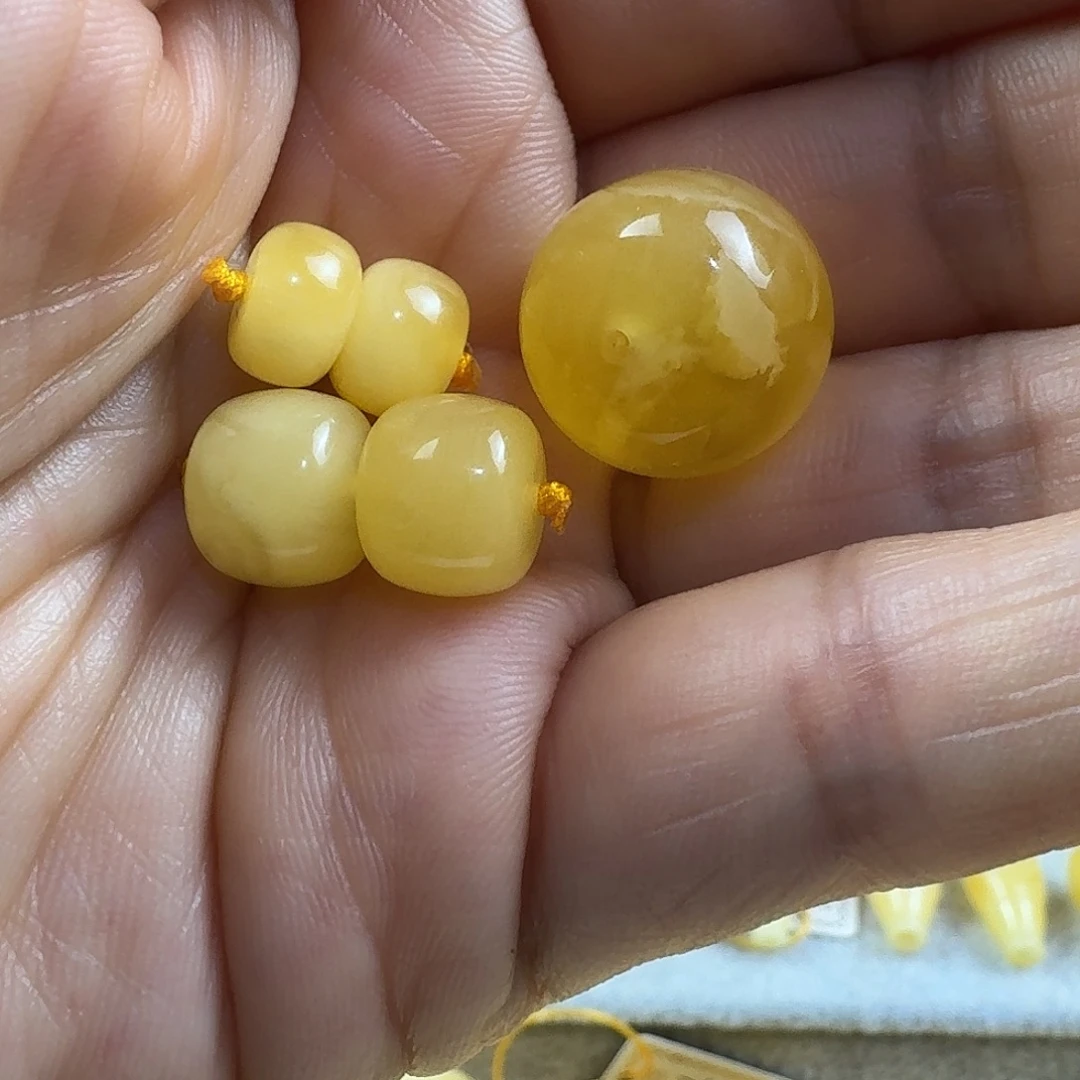 龙***裸石蜜蜡未镶嵌39杂