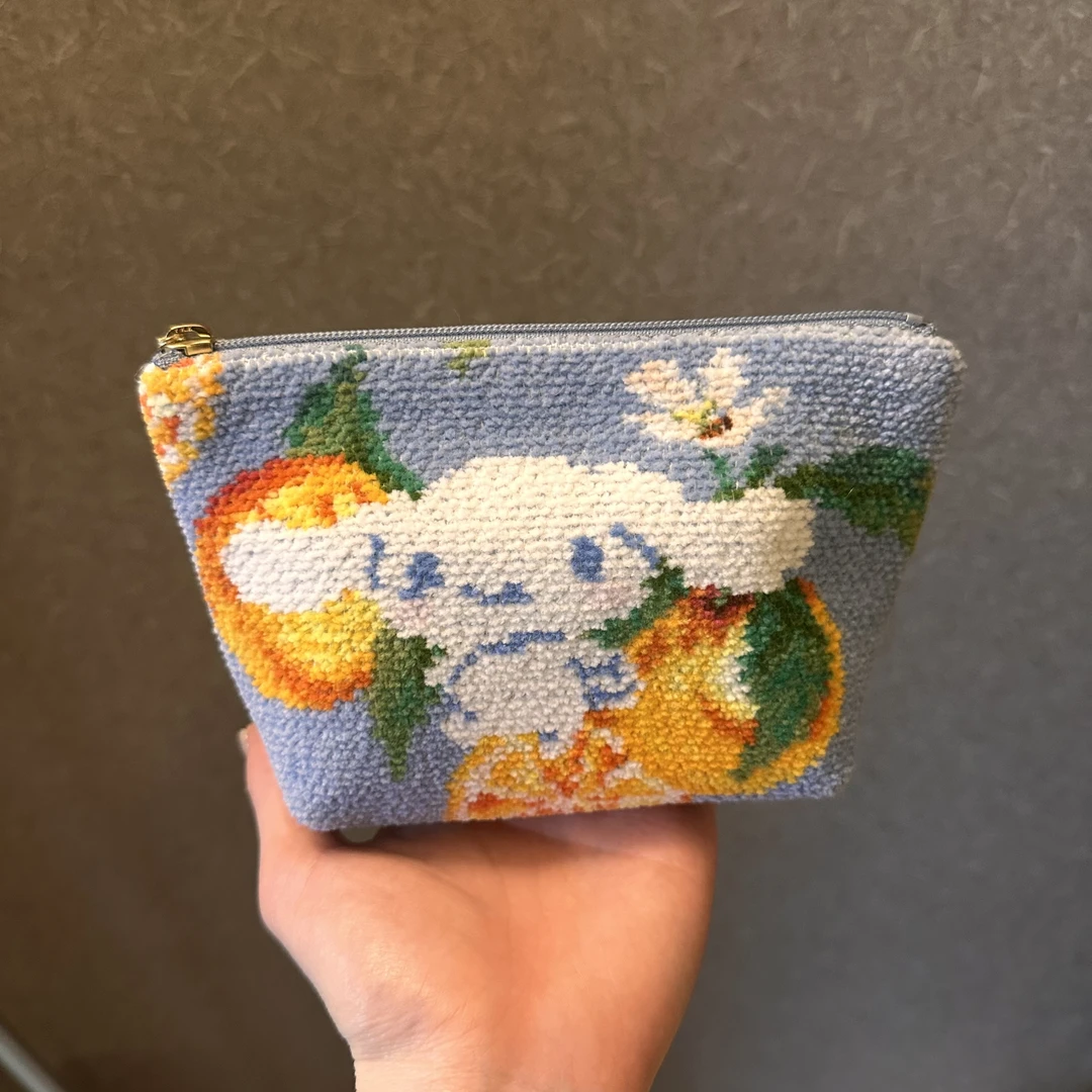 【神户限定】HelloKitty 日本制作 玉桂狗拉链收纳包