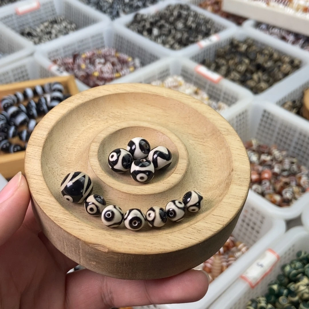 龙***媒玛瑙/玉髓未镶嵌散珠