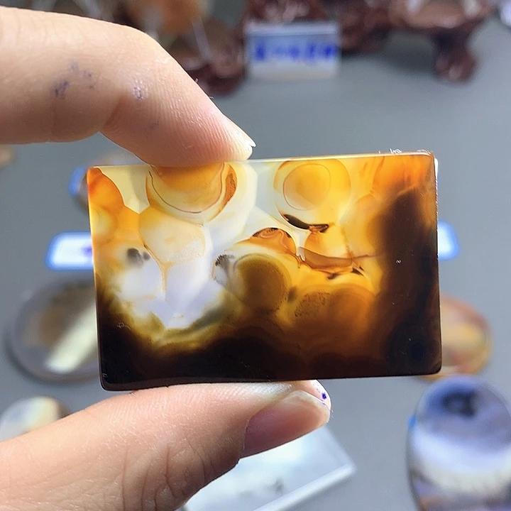 未镶嵌颈饰玛瑙/玉髓