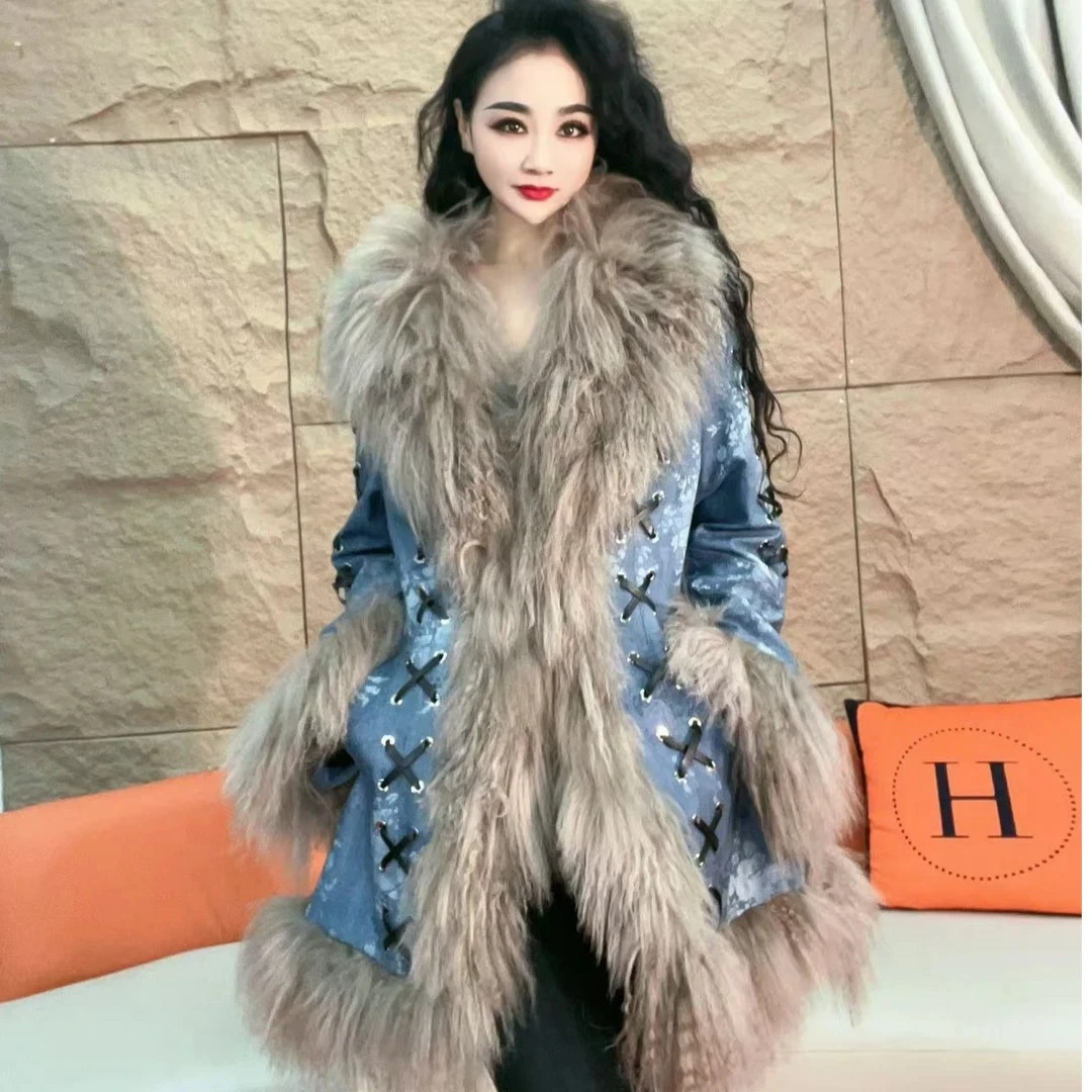 44时尚百搭洋气轻奢重工牛仔拼滩羊毛加绒加厚保暖外套