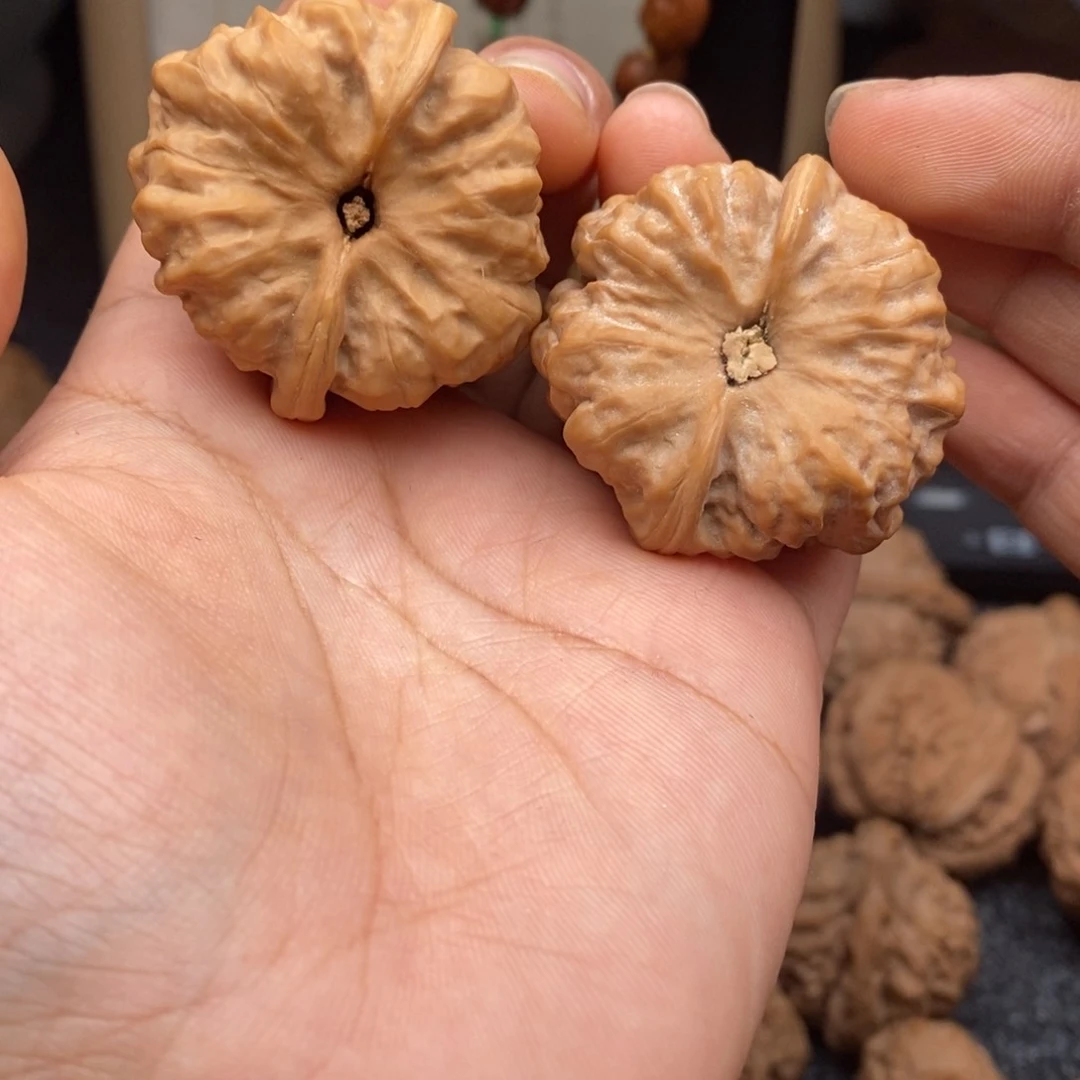 文玩核桃把件38蛤蟆头160