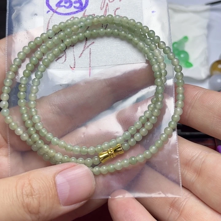 定制翡翠未镶嵌打*盹