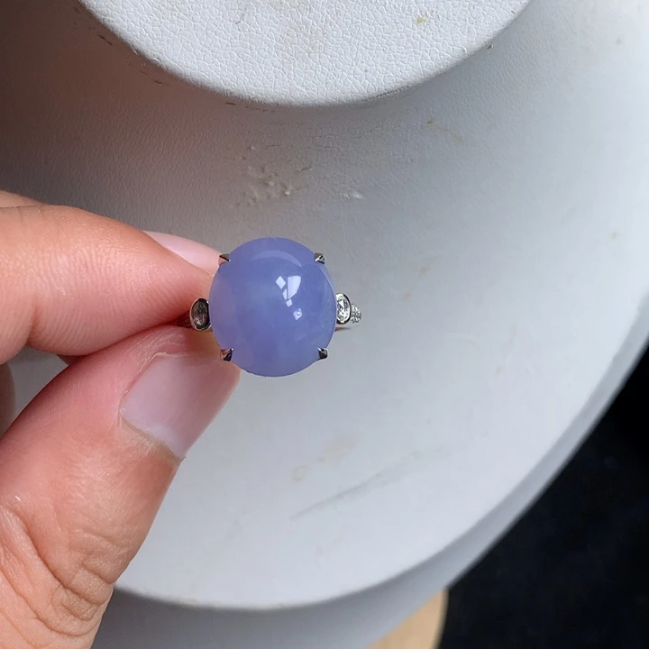 翡翠戒指18K金镶嵌