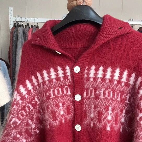 200红色费尔岛开衫大码