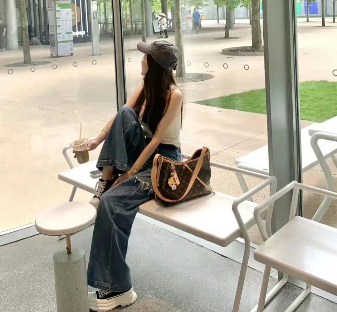 L V女包包服饰配件便携款简约包包配件包挂件