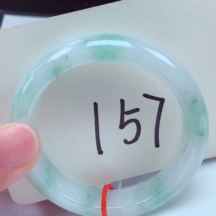 翡翠未镶嵌手镯翡翠