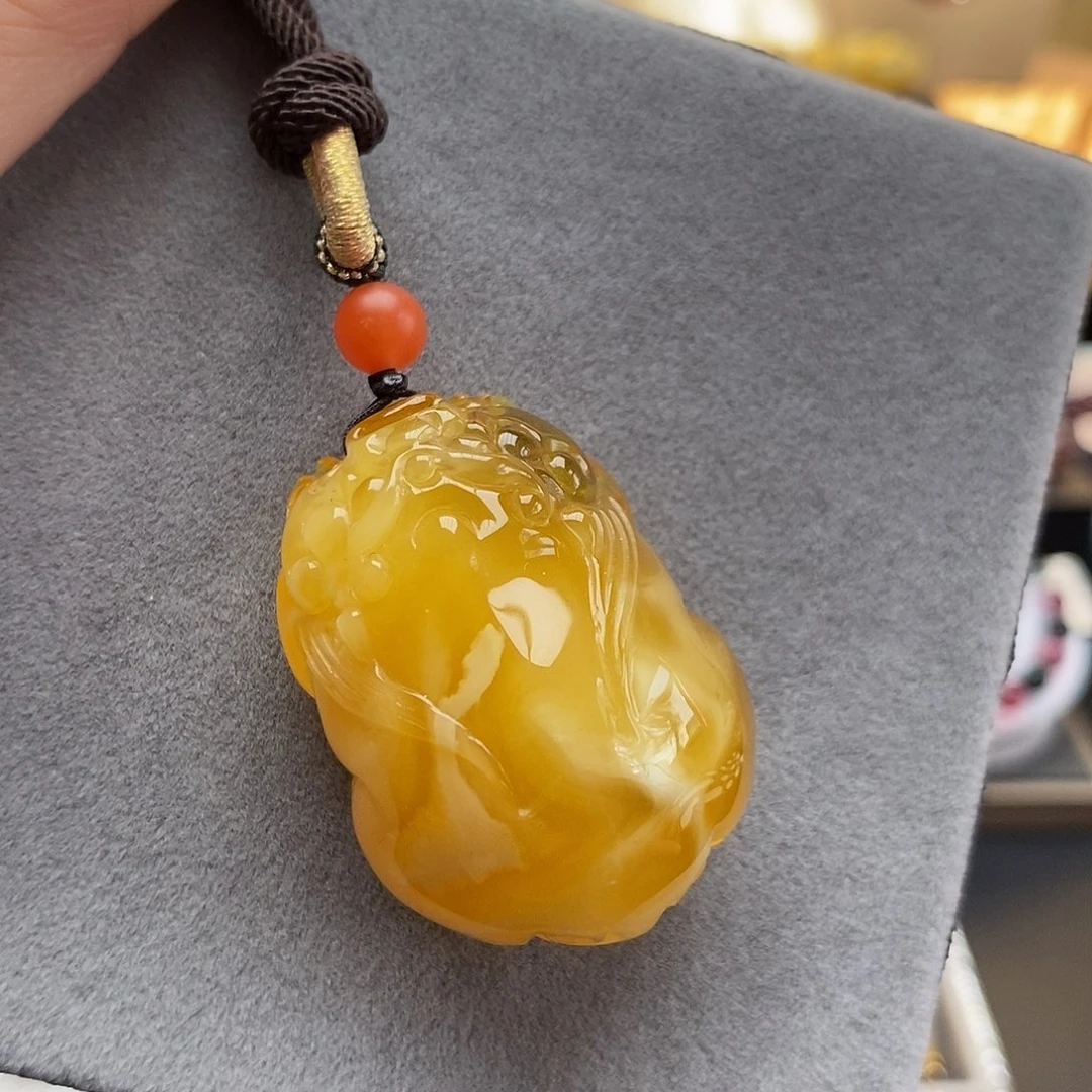 蜜蜡吊坠(赠链)未镶嵌