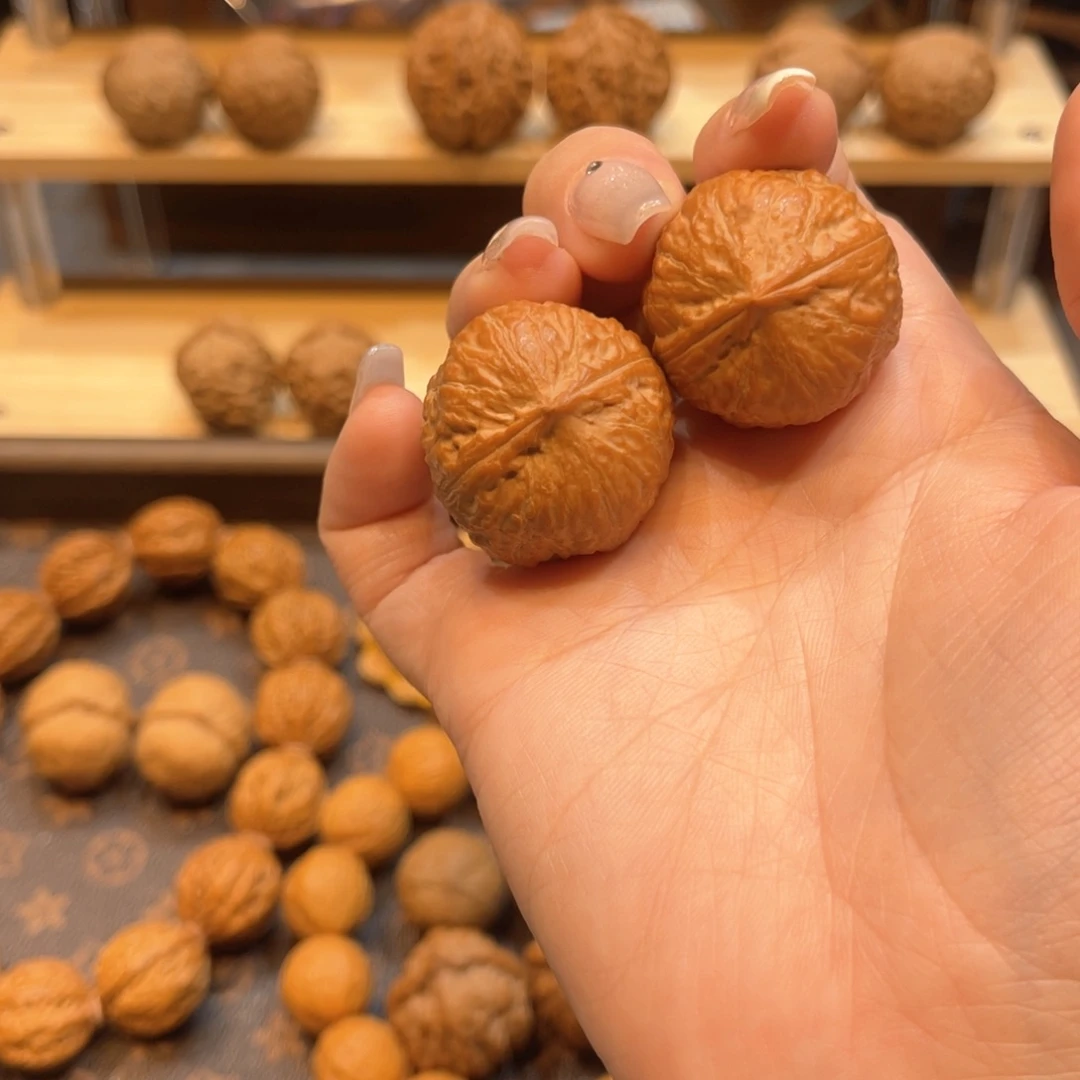 文玩核桃把件玉玺手捻