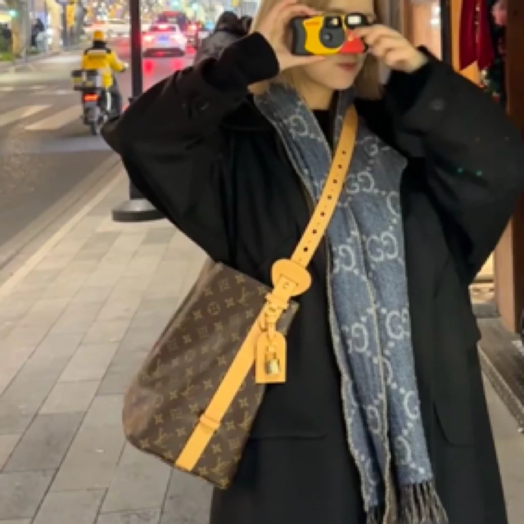 未使用 LouisVuitton/路易威登 lv老花all in水桶大号8830