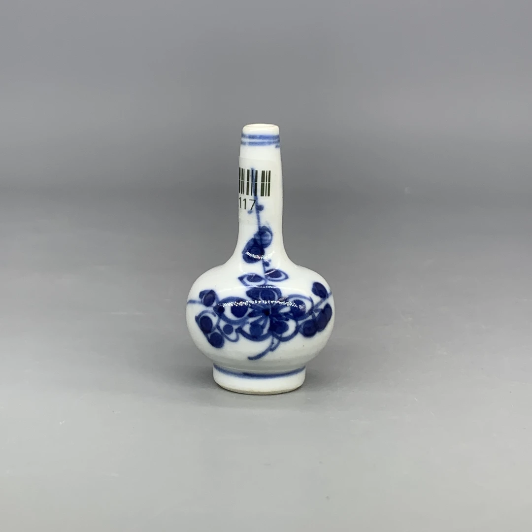 82512117*清康熙青花花卉纹小瓶/瓷器八/江苏省文物总店/J