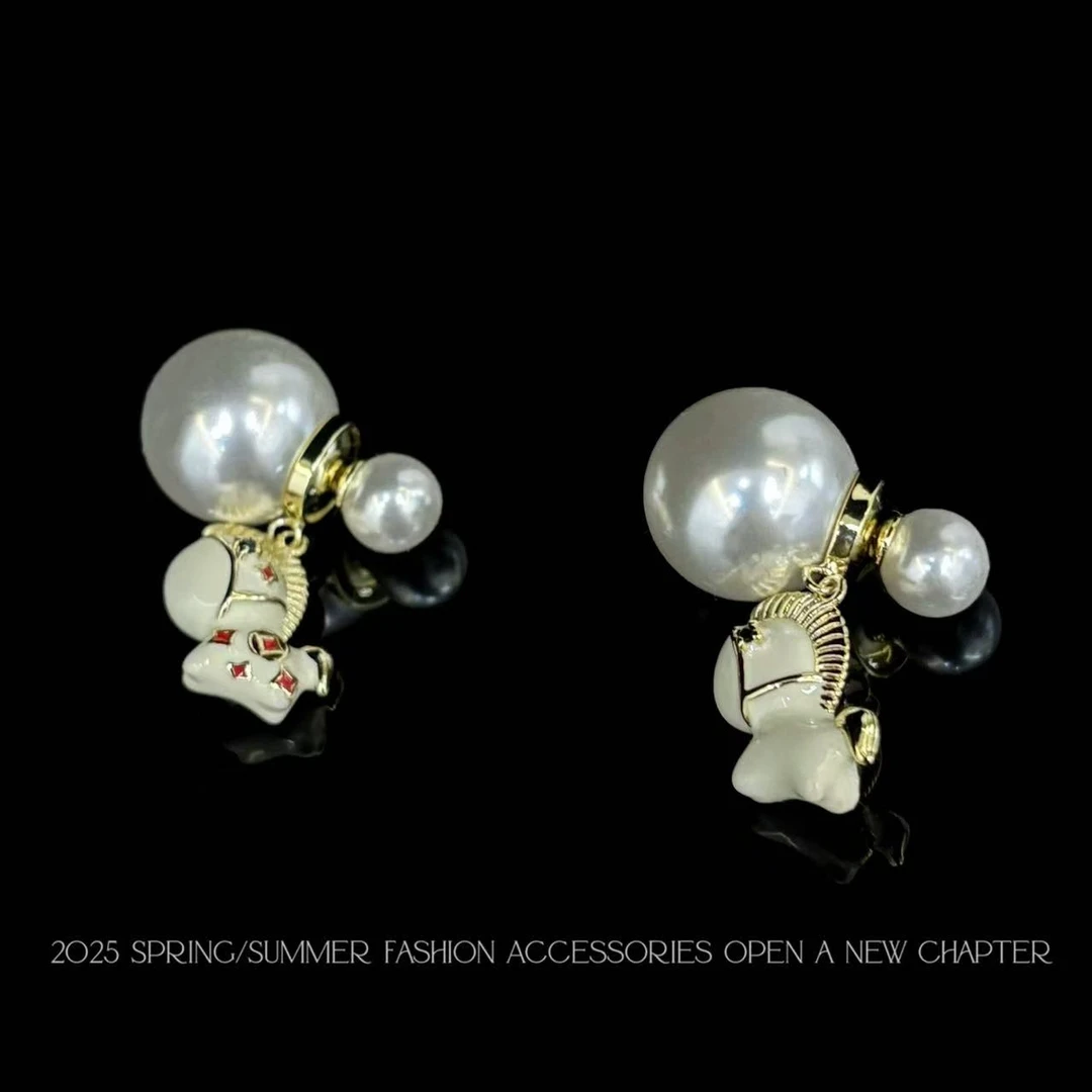 铜合金耳饰 镀K金 2025款C8918【糖珠小马】BOBAOLI 耳钉