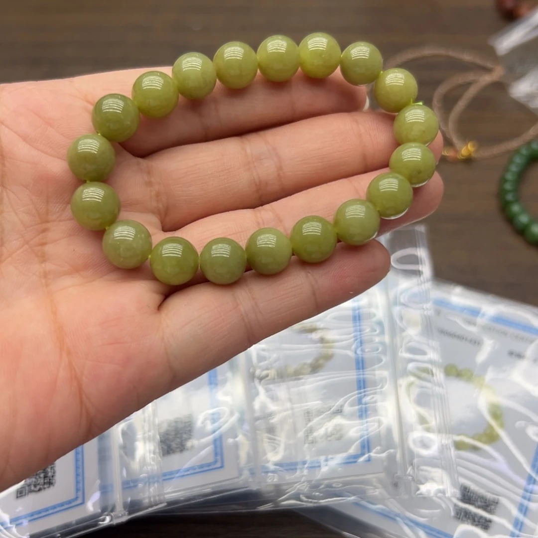 手链未镶嵌和田玉黄口卡10